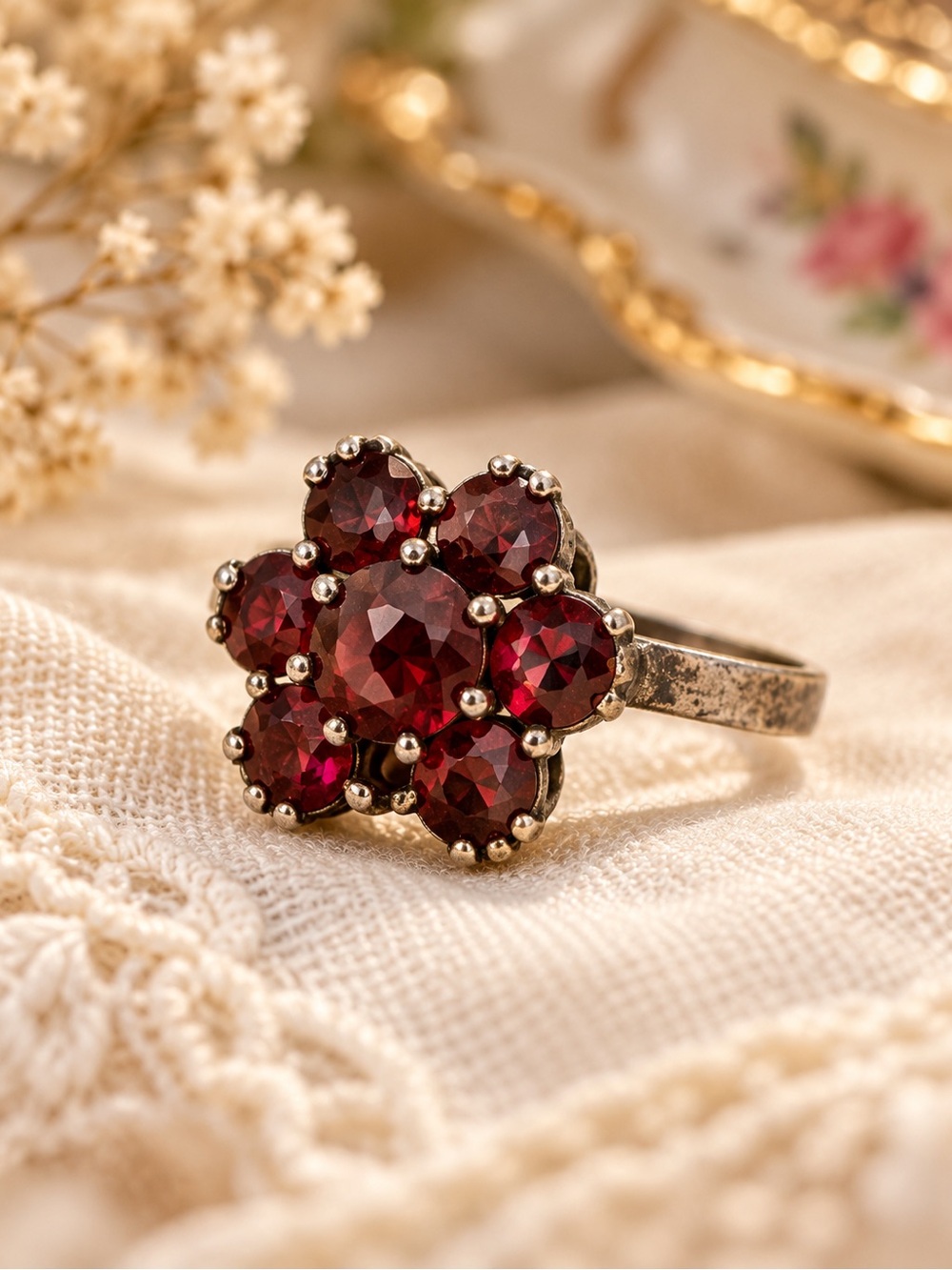 Antique Pre-1940 Red Garnet Cluster Ring – Unmarked Vintage Estate Jewelry